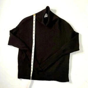 Wilfred Aritzia Cyprie MockNeck Black 100% Italian Yarn Cropped  Sweater …